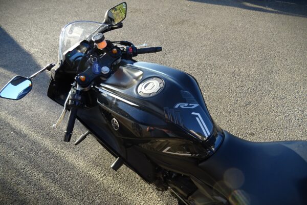 Yamaha R7 - Image 4