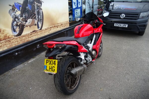 Honda VFR800 - Image 3
