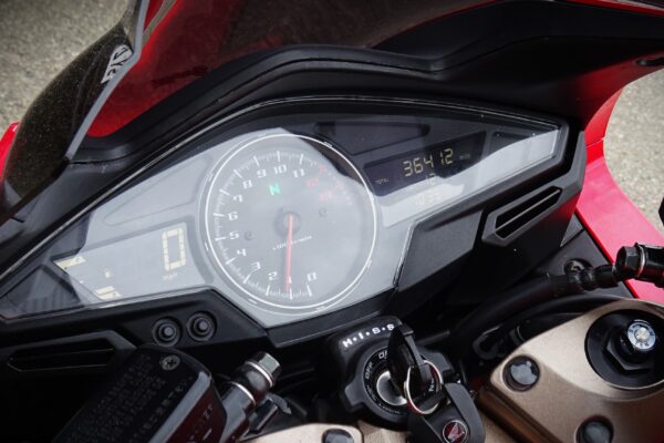 Honda VFR800 - Image 4