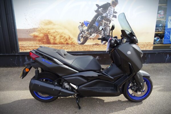 Yamaha XMAX300