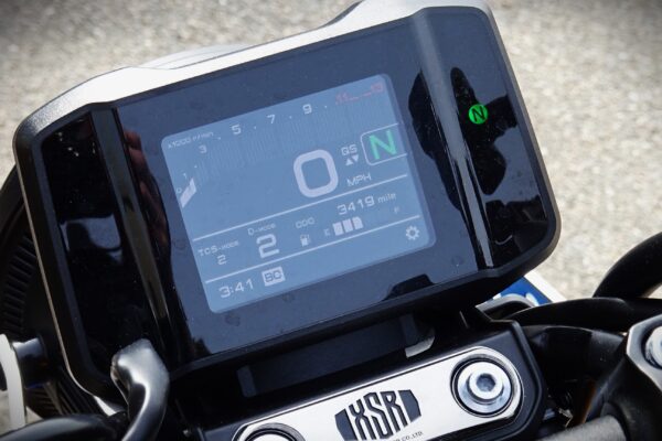 Yamaha XSR900 - Image 5