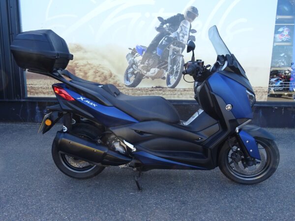Yamaha XMAX YP300 RA