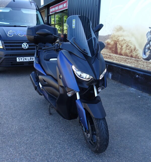 Yamaha XMAX YP300 RA - Image 2