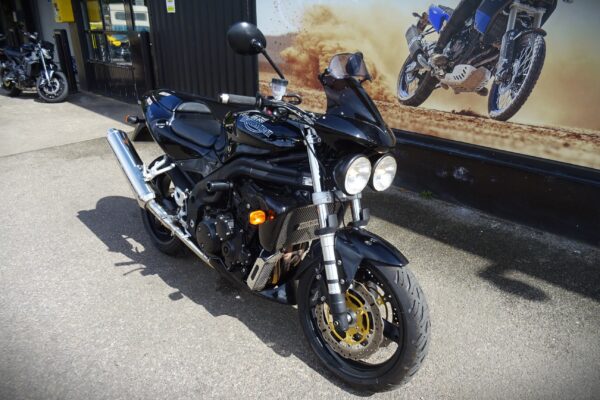 Triumph Speed Triple 955 - Image 2