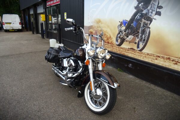 Harley-Davidson Softail Heritage Classic Anniversary 2013 - Image 2