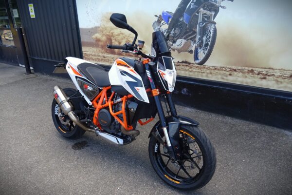 KTM 690 Duke R - Image 2
