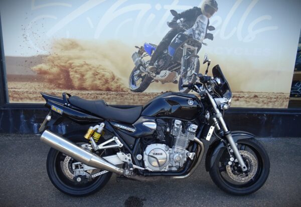 Yamaha XJR1300