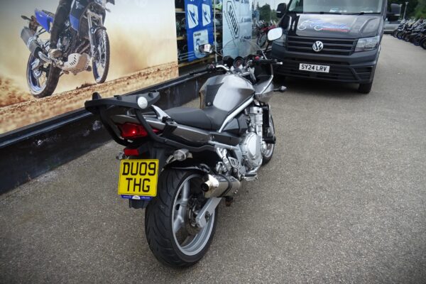 Suzuki Bandit 650 - Image 3