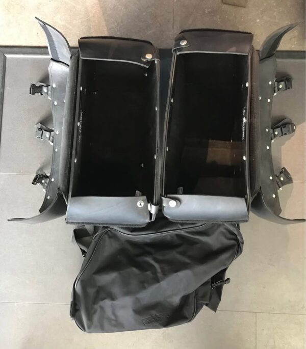 [PRE-OWNED] Genuine Triumph Leather Panniers Rocket 3 - Mitchells Motorcycles