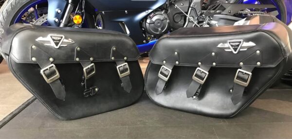 [PRE-OWNED] Genuine Triumph Leather Panniers Rocket 3 - Mitchells Motorcycles