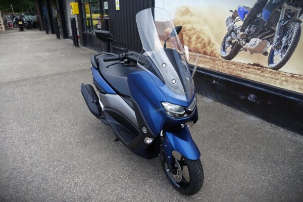 Yamaha NMAX 125 - Image 2