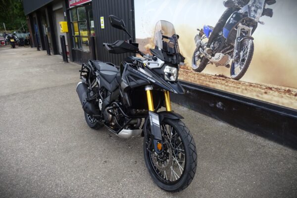 Suzuki V-Strom 1050 DE - Image 2