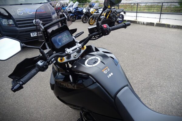 Suzuki V-Strom 1050 DE - Image 4