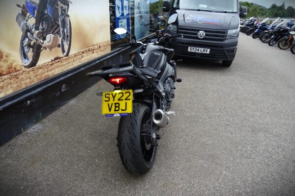 Yamaha MT-10 - Image 3