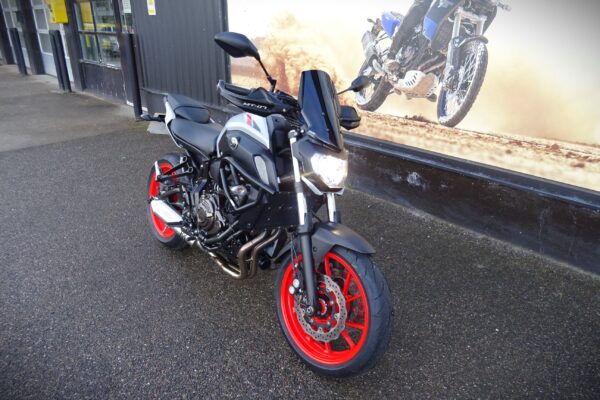 Yamaha MT-07 - Image 2