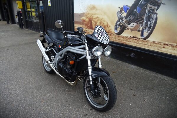 Triumph Speed Triple - Image 2
