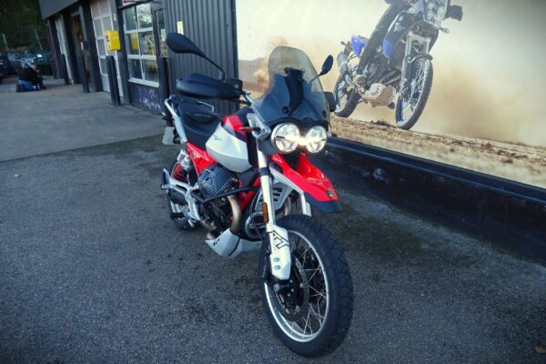 Moto Guzzi V85TT - Image 2
