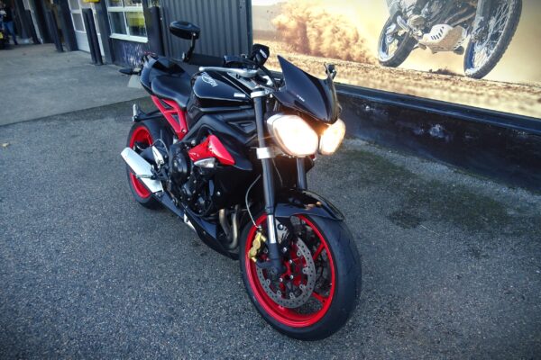 Triumph Street Triple 675RX - Image 2