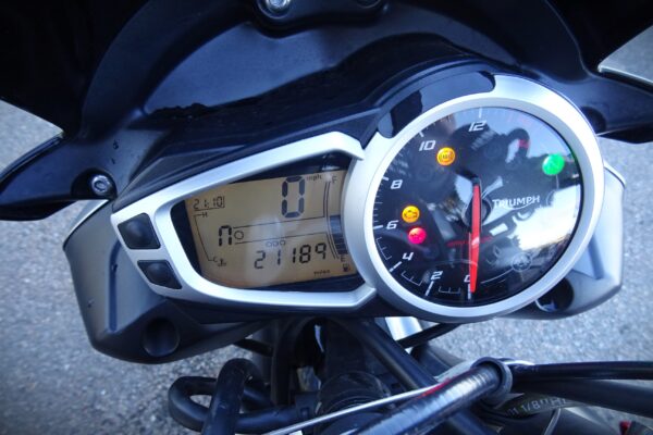 Triumph Street Triple 675RX - Image 5