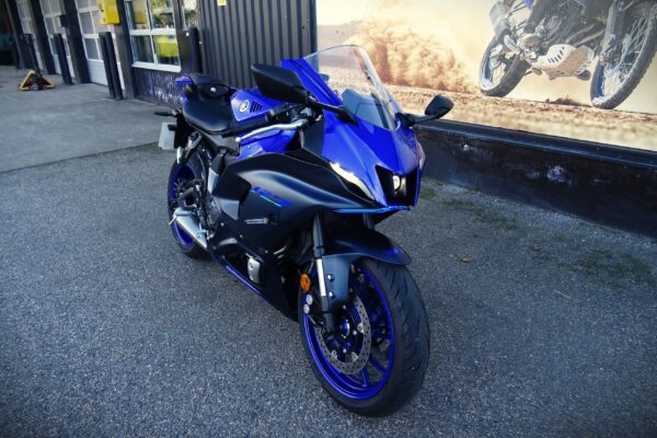 Yamaha R7 - Image 2