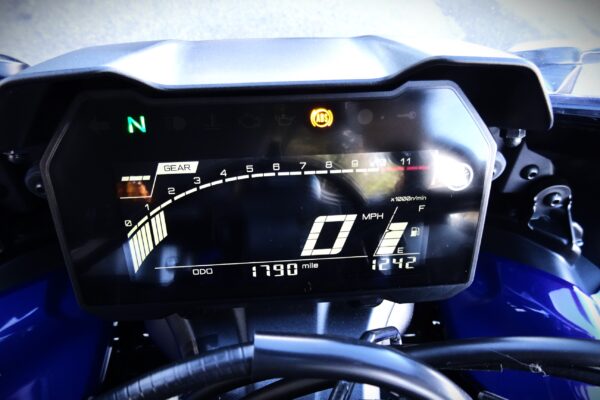Yamaha R7 - Image 5