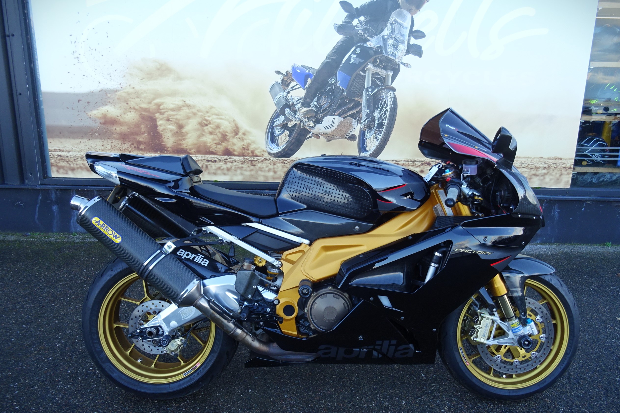 Aprilia RSV1000R Factory 07