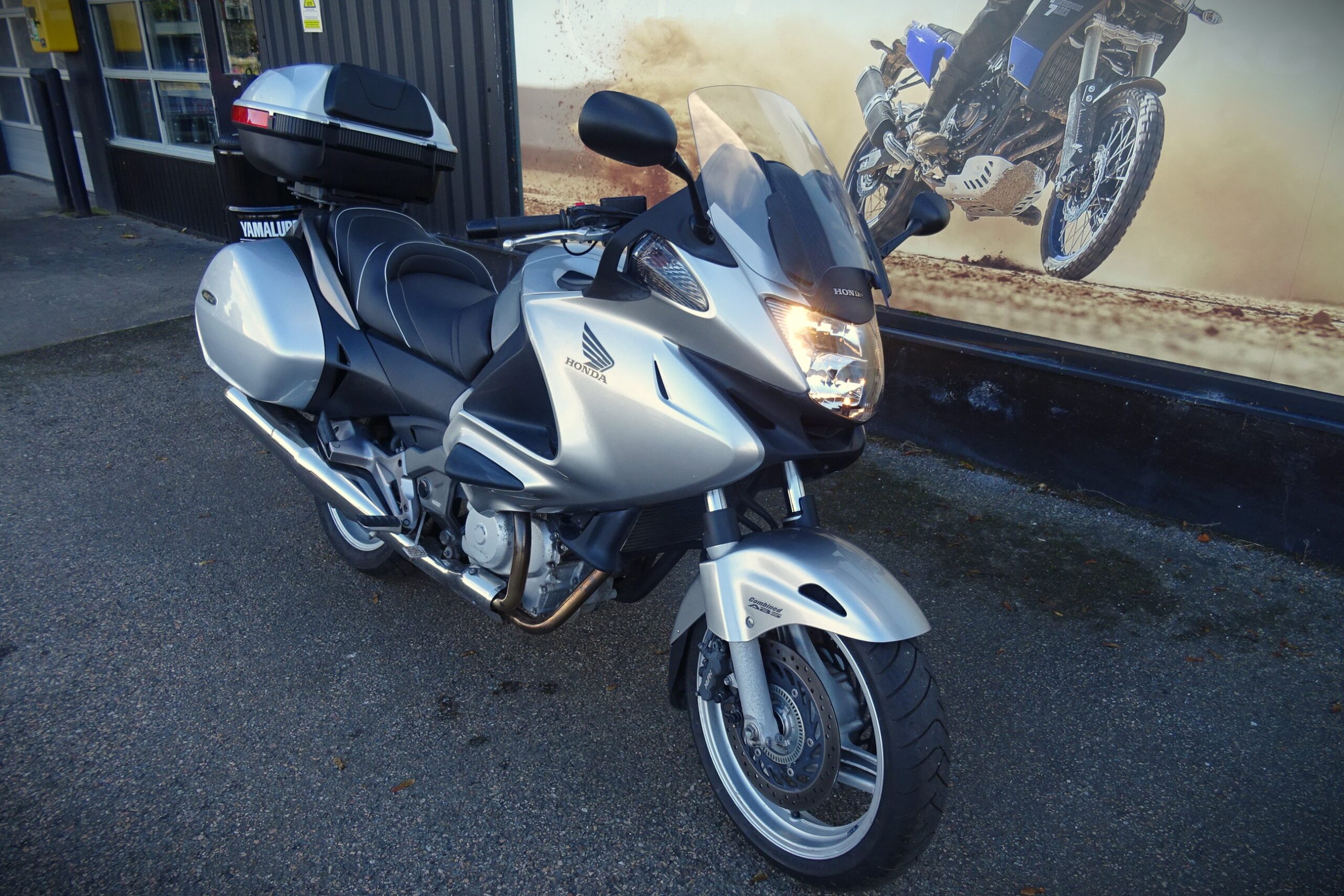 HONDA Deauville NT700V - Image 2